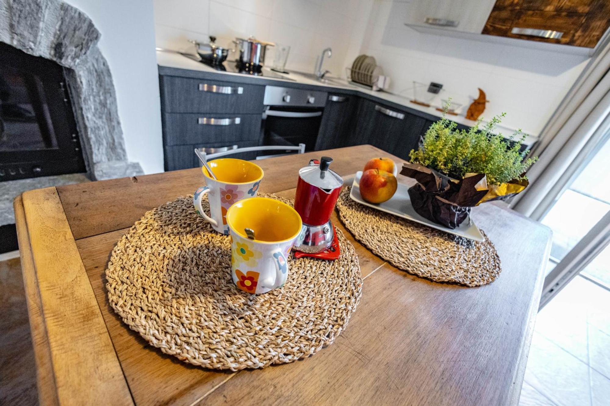 Case Appartamenti Vacanze Da Cien Saint-Christophe Exterior foto
